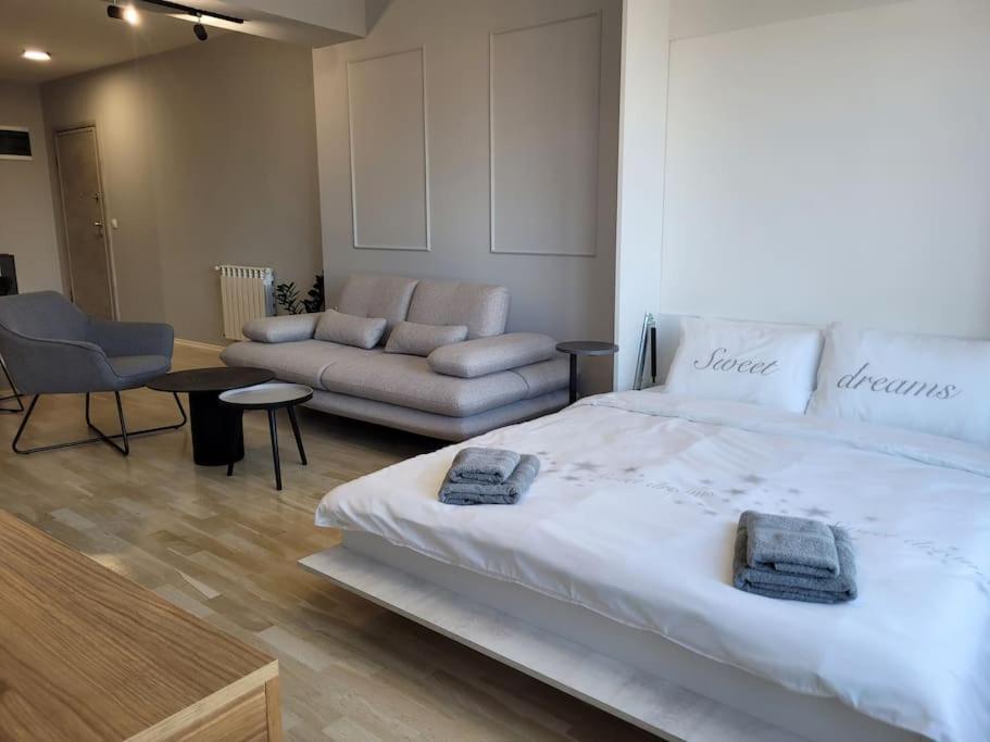 Bs Apartment Skopje Luaran gambar